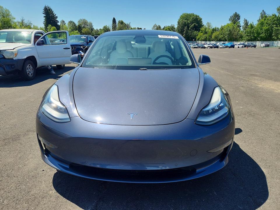 2020 Tesla Model 3 მანქანა იყიდება აუქციონზე, vin: 5YJ3E1EB8LF640123, აუქციონის ნომერი: 53290716