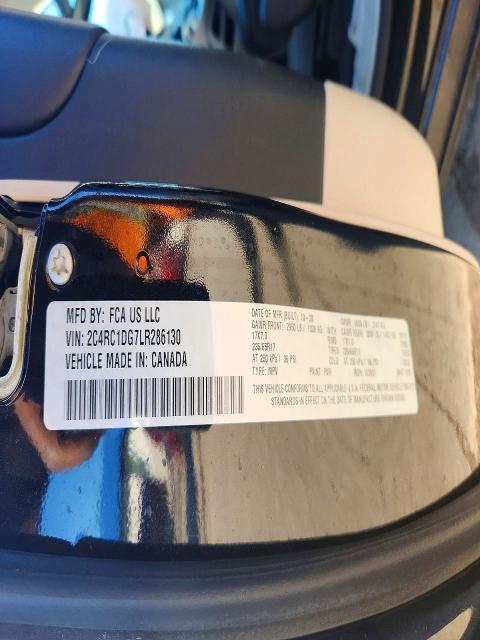 2020 Chrysler Voyager მანქანა იყიდება აუქციონზე, vin: 2C4RC1DG7LR286130, აუქციონის ნომერი: 51776586