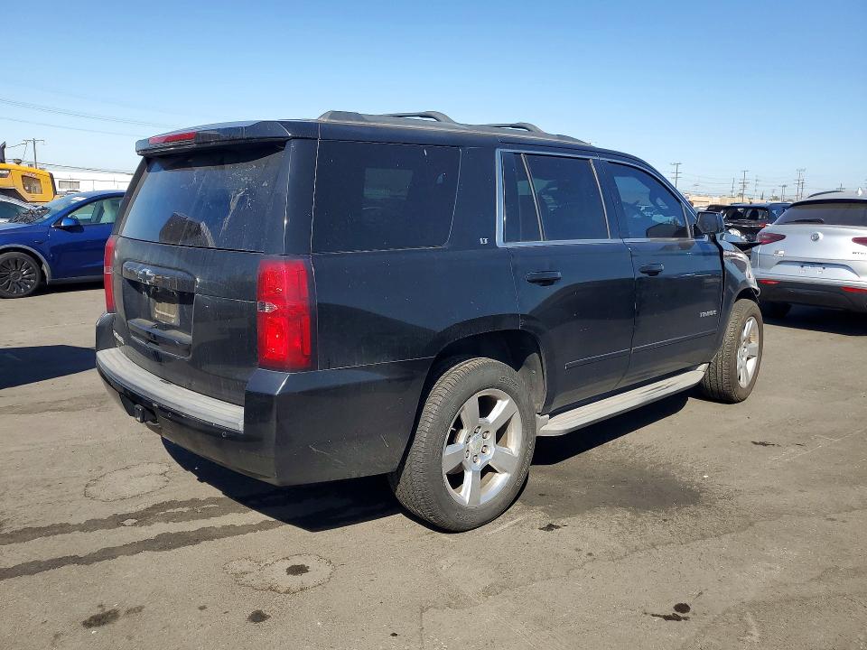 53030786 :رقم المزاد ، 1GNSCBKC2FR279112 vin ، 2015 Chevrolet Tahoe مزاد بيع