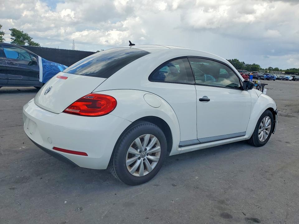 2014 Volkswagen Beetle მანქანა იყიდება აუქციონზე, vin: 3VWFP7AT9EM624291, აუქციონის ნომერი: 54447596