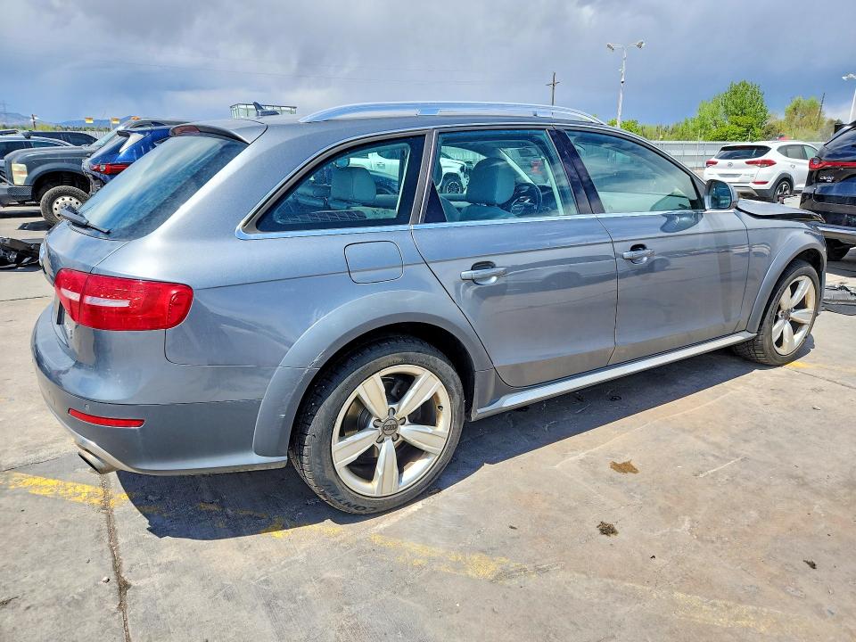 Продаж на аукціоні авто 2013 Audi A4 Allroad, vin: WA1UFAFL6DA117177, номер лоту: 52252156