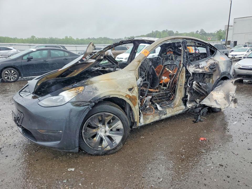 Продажа на аукционе авто 2024 Tesla Model Y, vin: 7SAYGAEE0RF002504, номер лота: 51901136