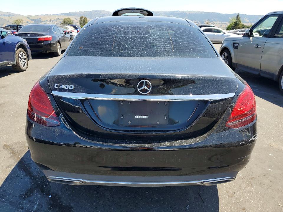 2021 Mercedes-benz C მანქანა იყიდება აუქციონზე, vin: W1KWF8DB9MR646759, აუქციონის ნომერი: 52763786