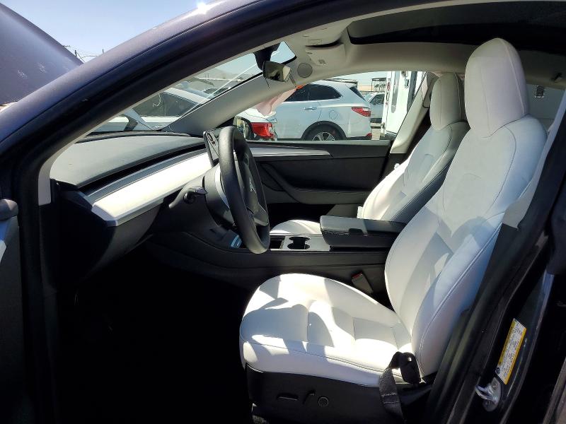 53012336 :رقم المزاد ، 7SAYGAEE3PF588595 vin ، 2023 Tesla Model Y مزاد بيع
