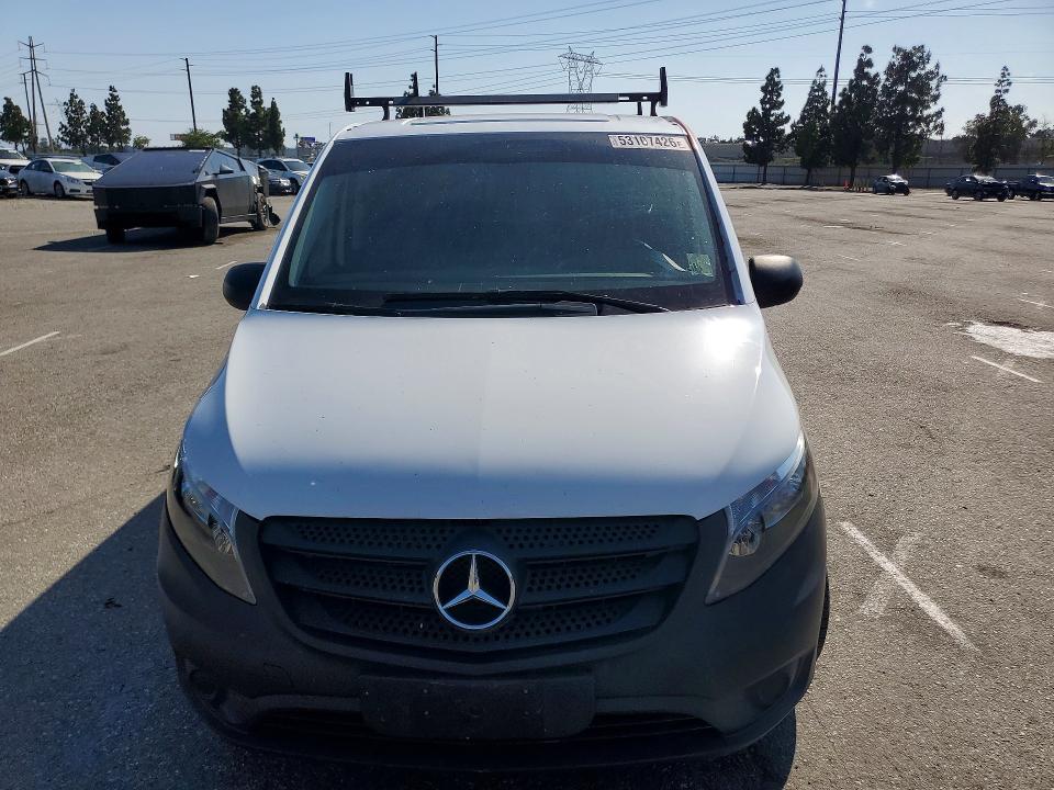 53107426 :رقم المزاد ، W1YV0BEY7L3754074 vin ، 2020 Mercedes-benz Metris مزاد بيع
