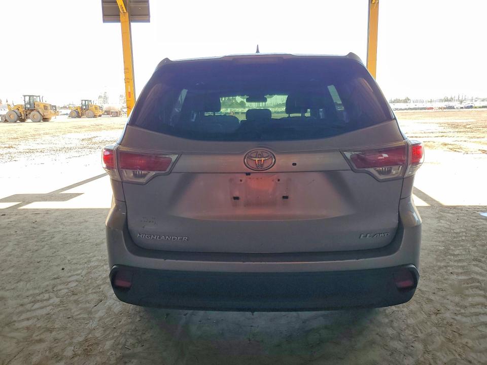 53607226 :رقم المزاد ، 5TDBKRFH3GS355577 vin ، 2016 Toyota Highlander مزاد بيع