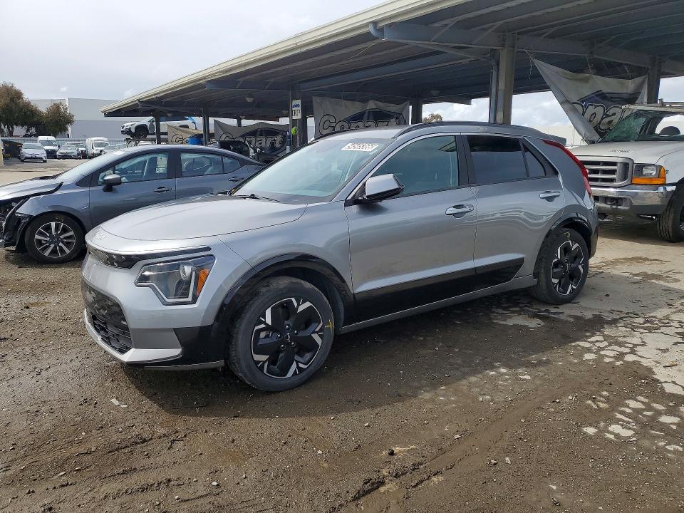Продажа на аукционе авто 2024 Kia Niro, vin: KNDCR3L15R5099701, номер лота: 54545366