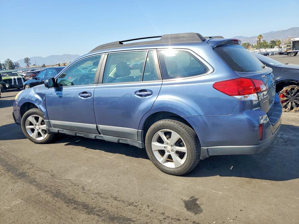 53033036 :رقم المزاد ، 4S4BRBAC0E3213051 vin ، 2014 Subaru Outback مزاد بيع