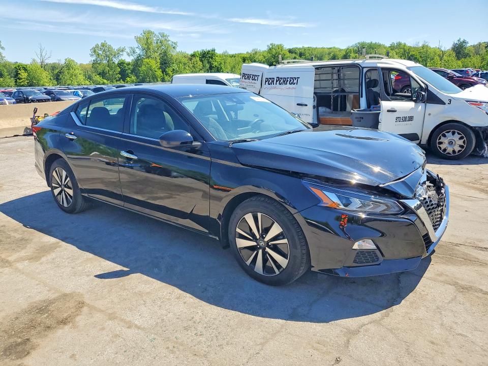 54138496 :رقم المزاد ، 1N4BL4DW7NN365698 vin ، 2022 Nissan Altima مزاد بيع