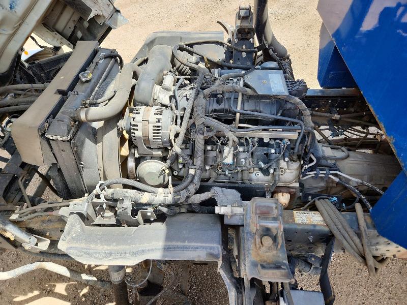 54524296 :رقم المزاد ، 54DC4W1B1FS804157 vin ، 2015 Isuzu Npr Hd مزاد بيع