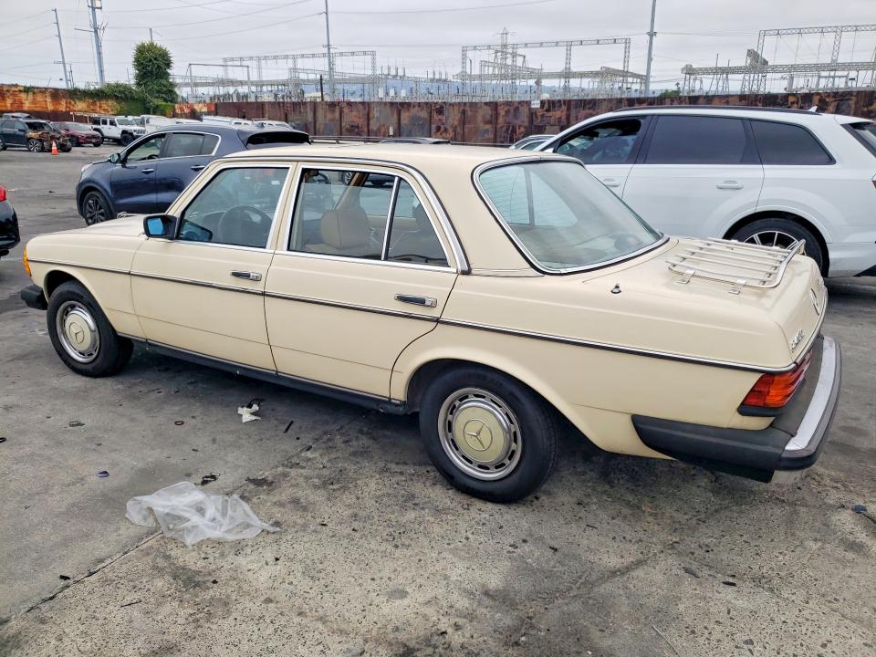 Aukcja sprzedaży 1981 Mercedes-benz 240, vin: WDBAB23A5BB249897, numer aukcji: 53661766
