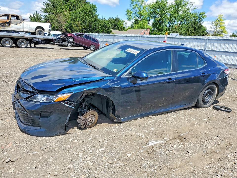 53780956 :رقم المزاد ، 4T1L31AK4LU014941 vin ، 2020 Toyota Camry مزاد بيع