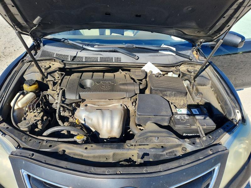 52494286 :رقم المزاد ، 4T1BF3EK7BU733995 vin ، 2011 Toyota Camry مزاد بيع