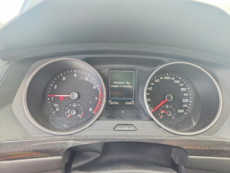 51776916 :رقم المزاد ، 3VV2B7AX8JM157282 vin ، 2018 Volkswagen Tiguan مزاد بيع