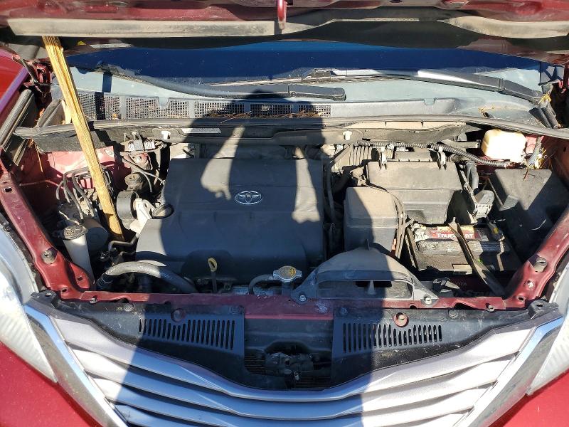 Продажа на аукционе авто 2015 Toyota Sienna, vin: 5TDDK3DC3FS095693, номер лота: 53258946