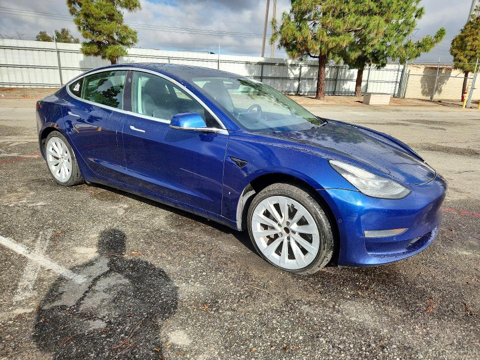 Продаж на аукціоні авто 2019 Tesla Model 3, vin: 5YJ3E1EA8KF400995, номер лоту: 51534356