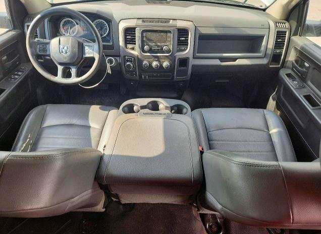 54078756 :رقم المزاد ، 1C6RR7FT5LS159359 vin ، 2020 Ram 1500 Classic مزاد بيع