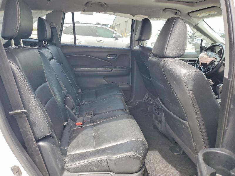 55034046 :رقم المزاد ، 5FNYF6H53JB027023 vin ، 2018 Honda Pilot مزاد بيع