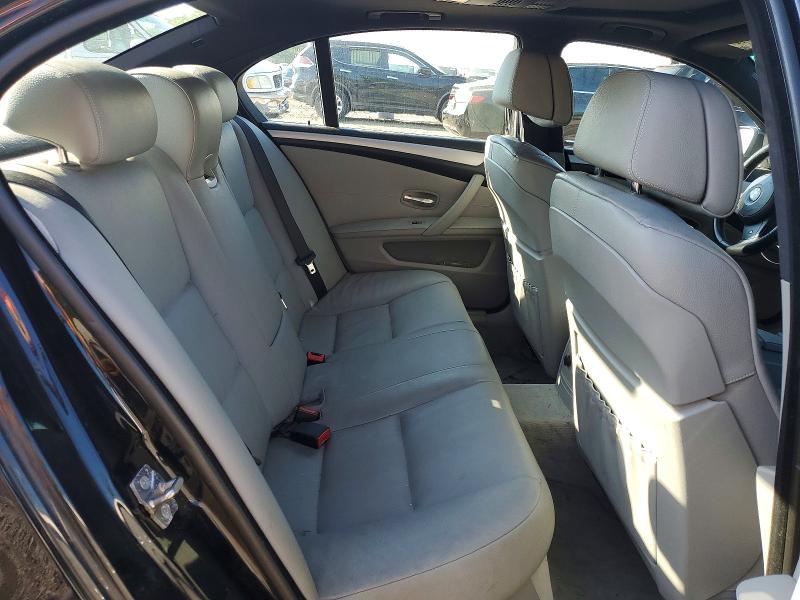 52455946 :رقم المزاد ، WBANU5C53AC365896 vin ، 2010 Bmw 528 مزاد بيع
