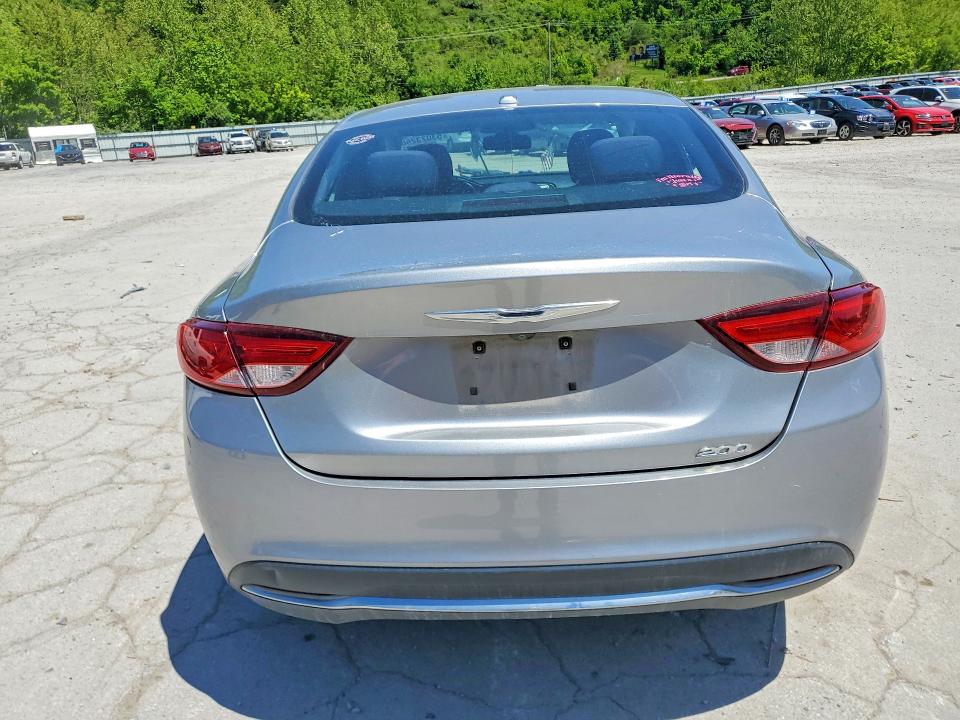 53023266 :رقم المزاد ، 1C3CCCAB4FN702876 vin ، 2015 Chrysler 200 مزاد بيع