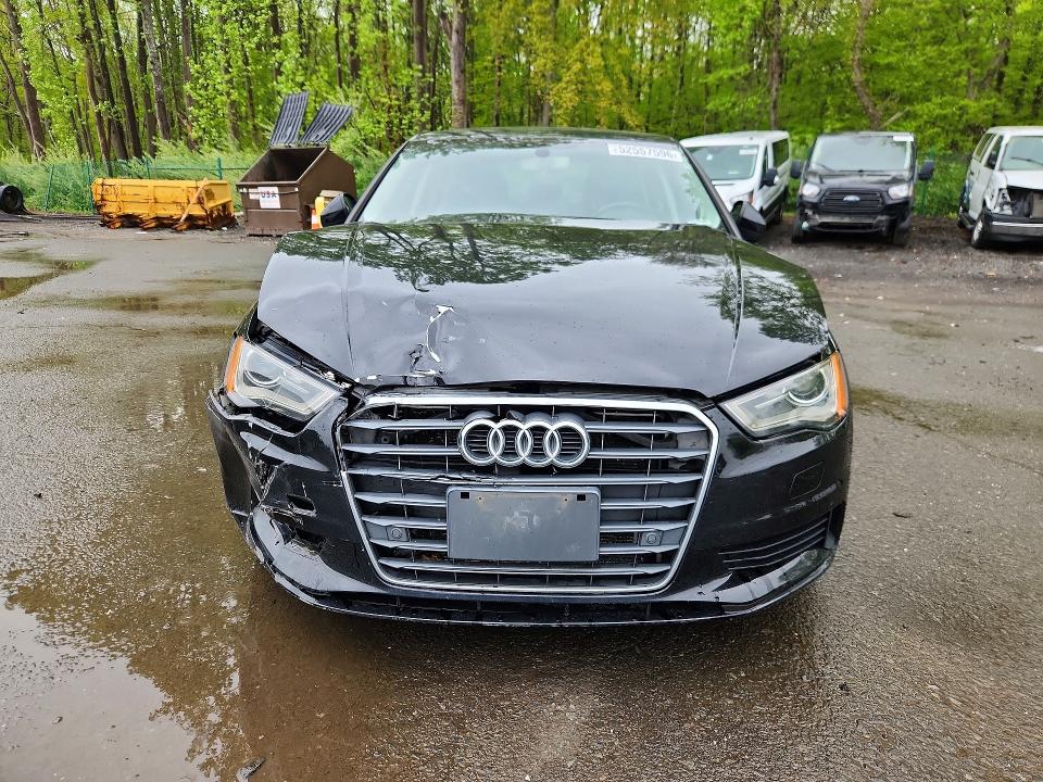 Продаж на аукціоні авто 2016 Audi A3, vin: WAUA7GFFXG1063385, номер лоту: 52557596