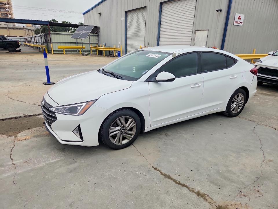 52411976 :رقم المزاد ، 5NPD84LF5KH426158 vin ، 2019 Hyundai Elantra مزاد بيع