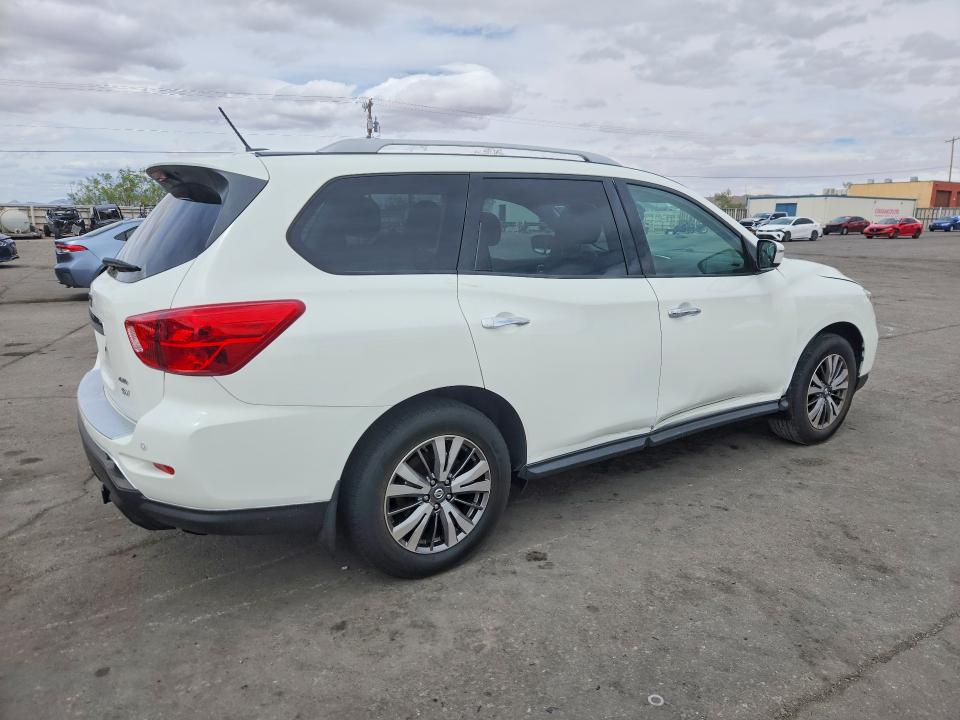 Продажа на аукционе авто 2018 Nissan Pathfinder, vin: 5N1DR2MM5JC626946, номер лота: 52614526