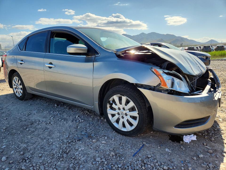 51896296 :رقم المزاد ، 3N1AB7AP9EY329864 vin ، 2014 Nissan Sentra مزاد بيع