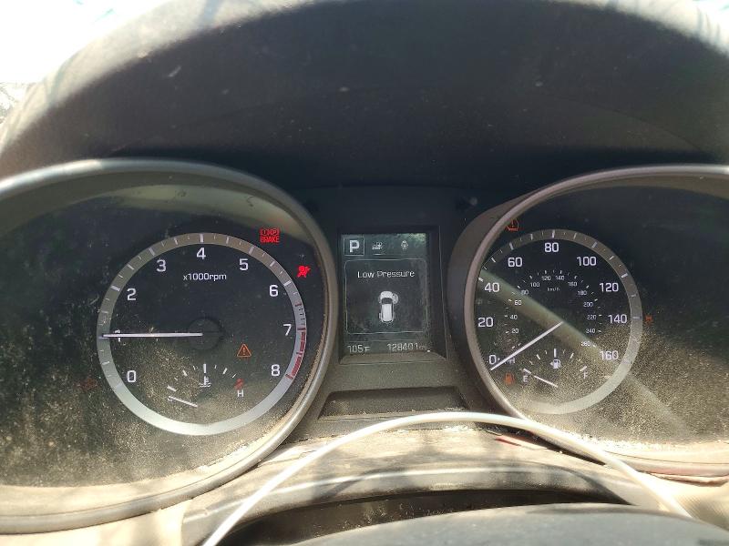 2017 Hyundai Santa Fe Sport მანქანა იყიდება აუქციონზე, vin: 5XYZU3LB9HG418136, აუქციონის ნომერი: 49298936