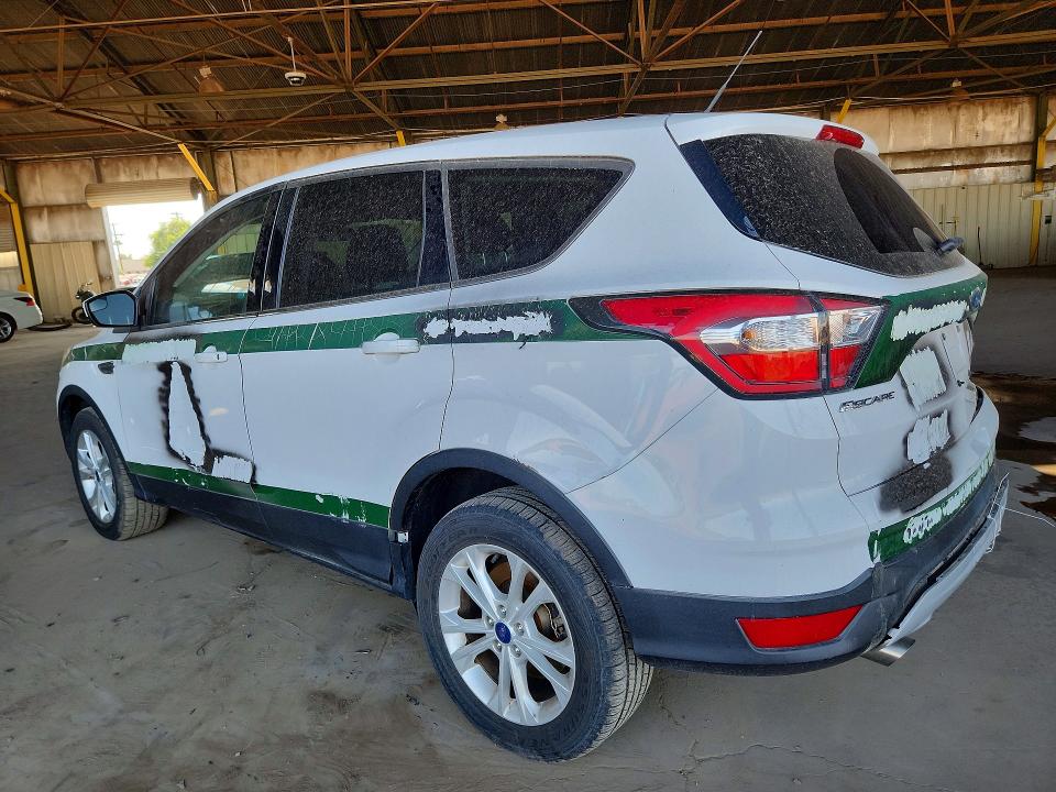 53540746 :رقم المزاد ، 1FMCU9GD2HUB03449 vin ، 2017 Ford Escape مزاد بيع