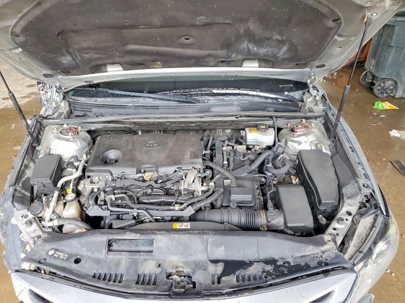 53950136 :رقم المزاد ، 4T1B21HK6JU507702 vin ، 2018 Toyota Camry Hybrid مزاد بيع