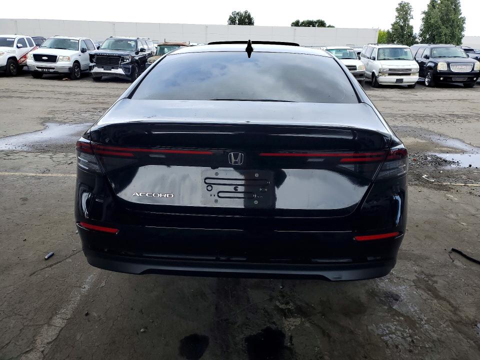 Продажа на аукционе авто 2025 Honda Accord, vin: 1HGCY1F4XSA063806, номер лота: 55217396