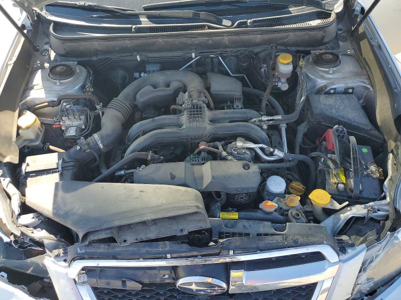 52567716 :رقم المزاد ، 4S3BMBC60D3015658 vin ، 2013 Subaru Legacy مزاد بيع