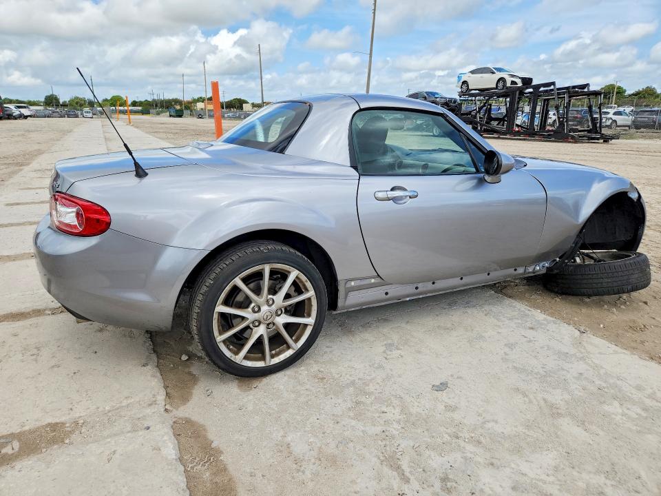 52360346 :رقم المزاد ، JM1NC2MF2B0219259 vin ، 2011 Mazda Mx-5 Miata مزاد بيع