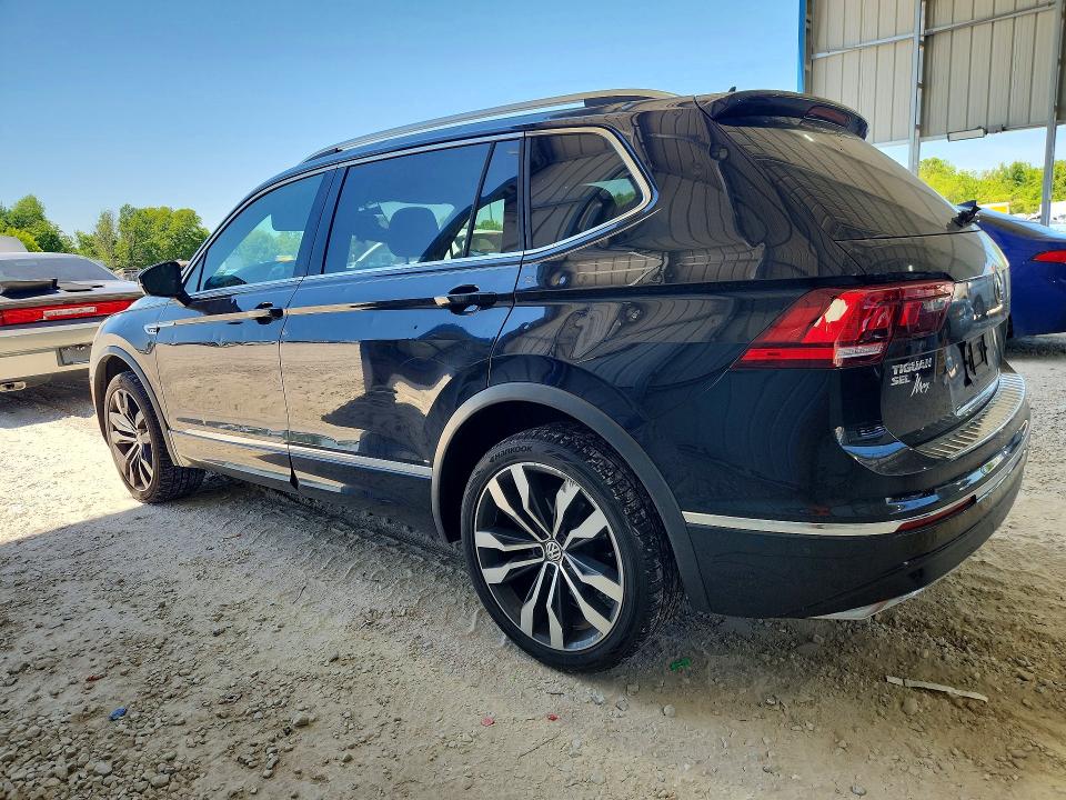 2020 Volkswagen Tiguan მანქანა იყიდება აუქციონზე, vin: 3VV4B7AXXLM072813, აუქციონის ნომერი: 52602346