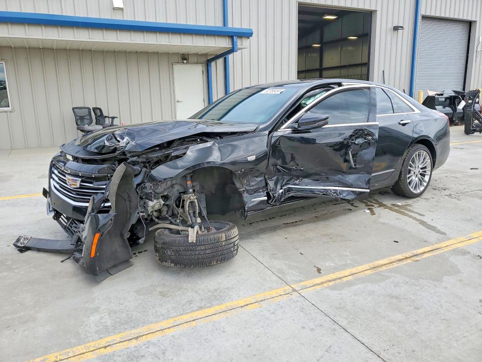 52755466 :رقم المزاد ، 1G6KH5R66JU102695 vin ، 2018 Cadillac Ct6 مزاد بيع