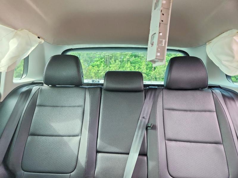 54669436 :رقم المزاد ، WVGAV7AX8FW501214 vin ، 2015 Volkswagen Tiguan مزاد بيع