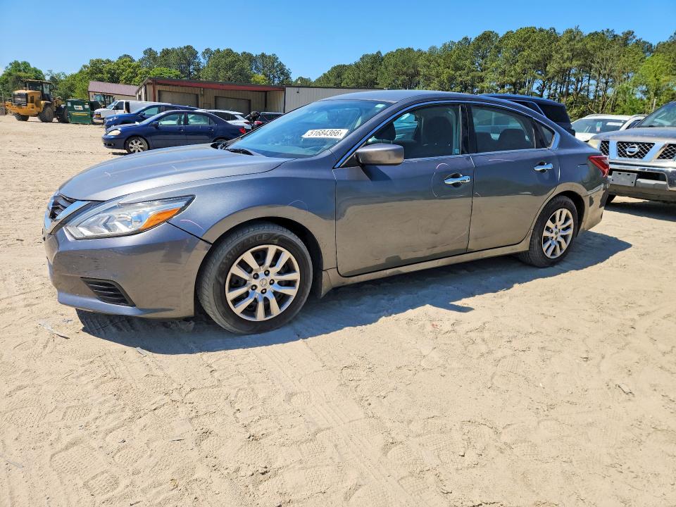 Продаж на аукціоні авто 2018 Nissan Altima, vin: 1N4AL3AP0JC158319, номер лоту: 51684366