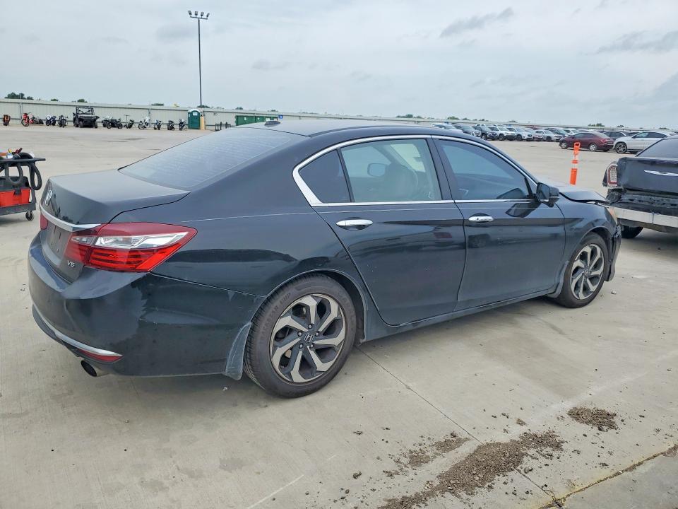 2016 Honda Accord მანქანა იყიდება აუქციონზე, vin: 1HGCR3F82GA003327, აუქციონის ნომერი: 54102826
