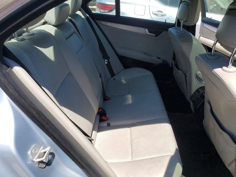 2014 Mercedes-benz C მანქანა იყიდება აუქციონზე, vin: WDDGF4HB8EG243733, აუქციონის ნომერი: 52071606