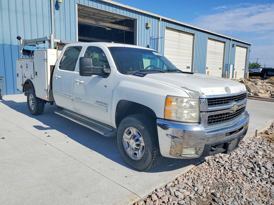 54674696 :رقم المزاد ، 1GC4K1B65AF131071 vin ، 2010 Chevrolet Silverado مزاد بيع