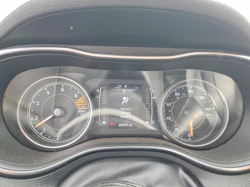 2019 Jeep Cherokee მანქანა იყიდება აუქციონზე, vin: 1C4PJLCB8KD262029, აუქციონის ნომერი: 55082636