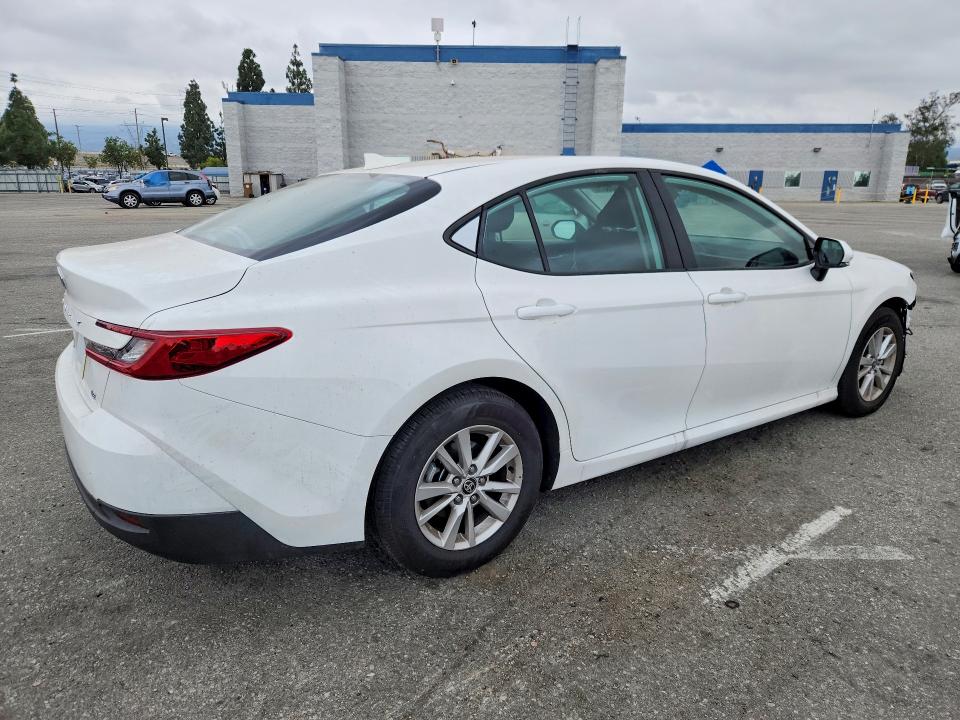 2026 Toyota Camry მანქანა იყიდება აუქციონზე, vin: 4T1DAACK0TU232110, აუქციონის ნომერი: 54606616
