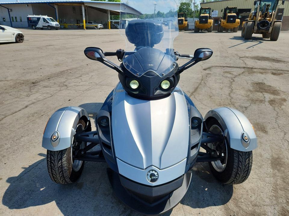54050016 :رقم المزاد ، 2BXJAWA1X8V001838 vin ، 2008 Can-am Spyder Gs مزاد بيع