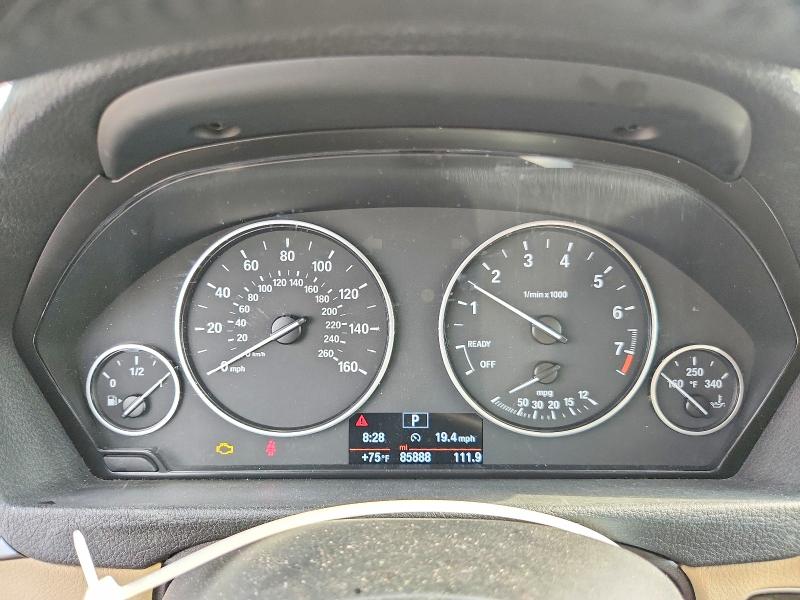 2014 Bmw 328 მანქანა იყიდება აუქციონზე, vin: WBA3A5G53ENP33174, აუქციონის ნომერი: 54730006