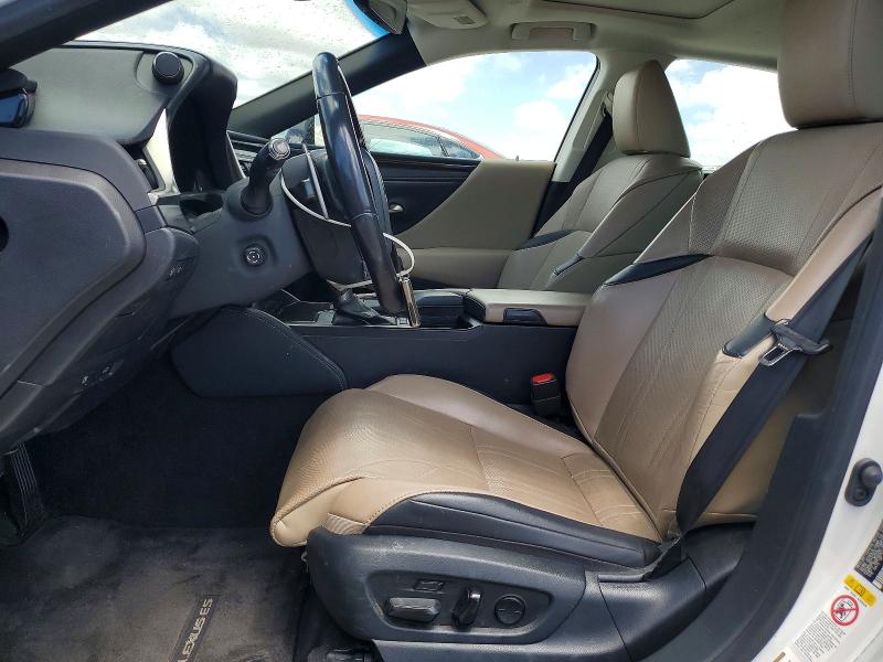 54723236 :رقم المزاد ، JTHB21B15K2023987 vin ، 2019 Lexus Es مزاد بيع
