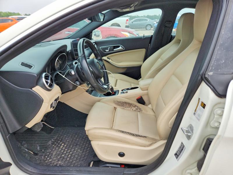 52744966 :رقم المزاد ، WDDSJ4EB9JN530498 vin ، 2018 Mercedes-benz Cla مزاد بيع