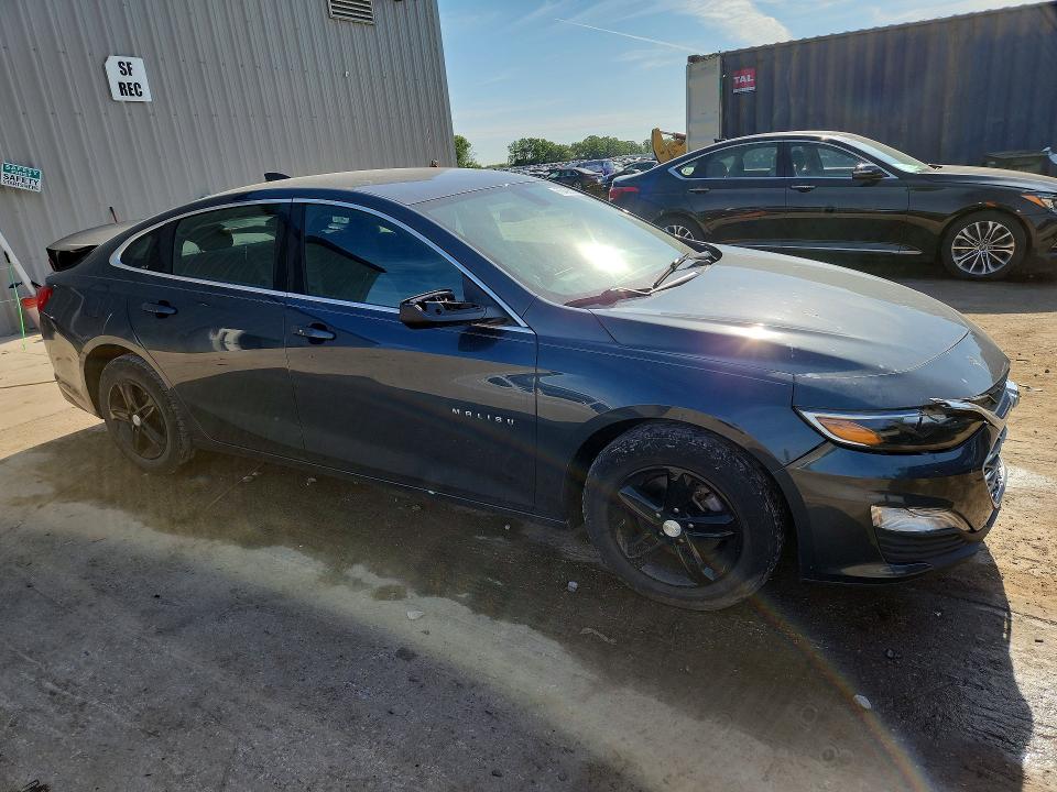 Продажа на аукционе авто 2020 Chevrolet Malibu, vin: 1G1ZB5ST6LF008586, номер лота: 55409316
