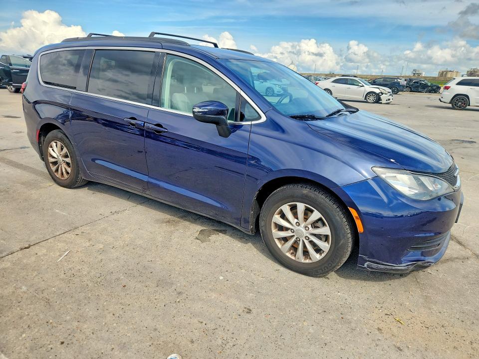 54275016 :رقم المزاد ، 2C4RC1DG1HR571915 vin ، 2017 Chrysler Pacifica مزاد بيع