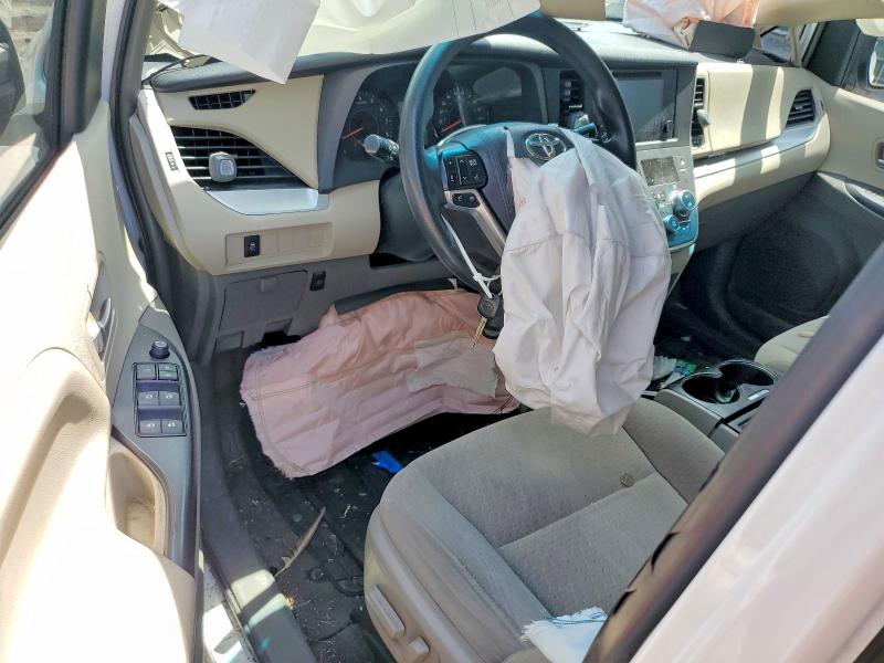 Продажа на аукционе авто 2015 Toyota Sienna, vin: 5TDKK3DC9FS570948, номер лота: 55094906